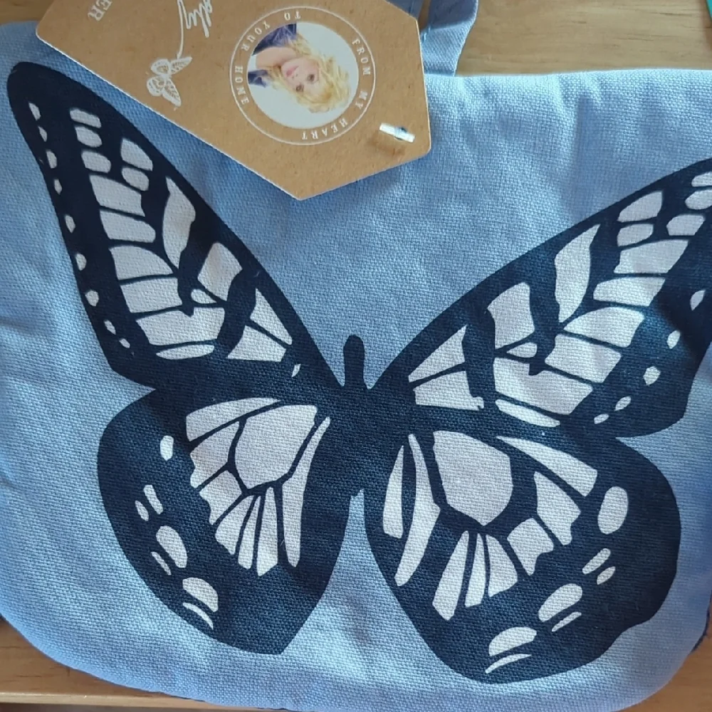 Dolly Parton Butterfly Kitchen Set - Blue - Picture 5 of 7